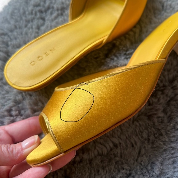 New With Dust Bag Doen Callie Mule in Marigold Satin Size 35 - Picture 9 of 15